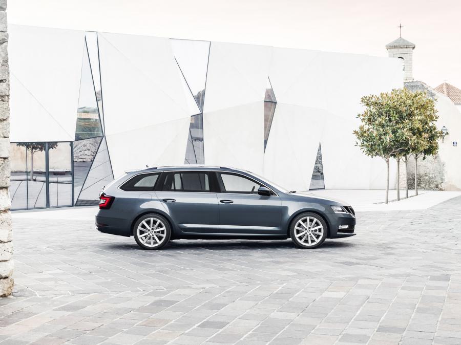  Skoda Octavia Combi 4x4 (5E) 2017 года  (WW) (фото 31 из 67)